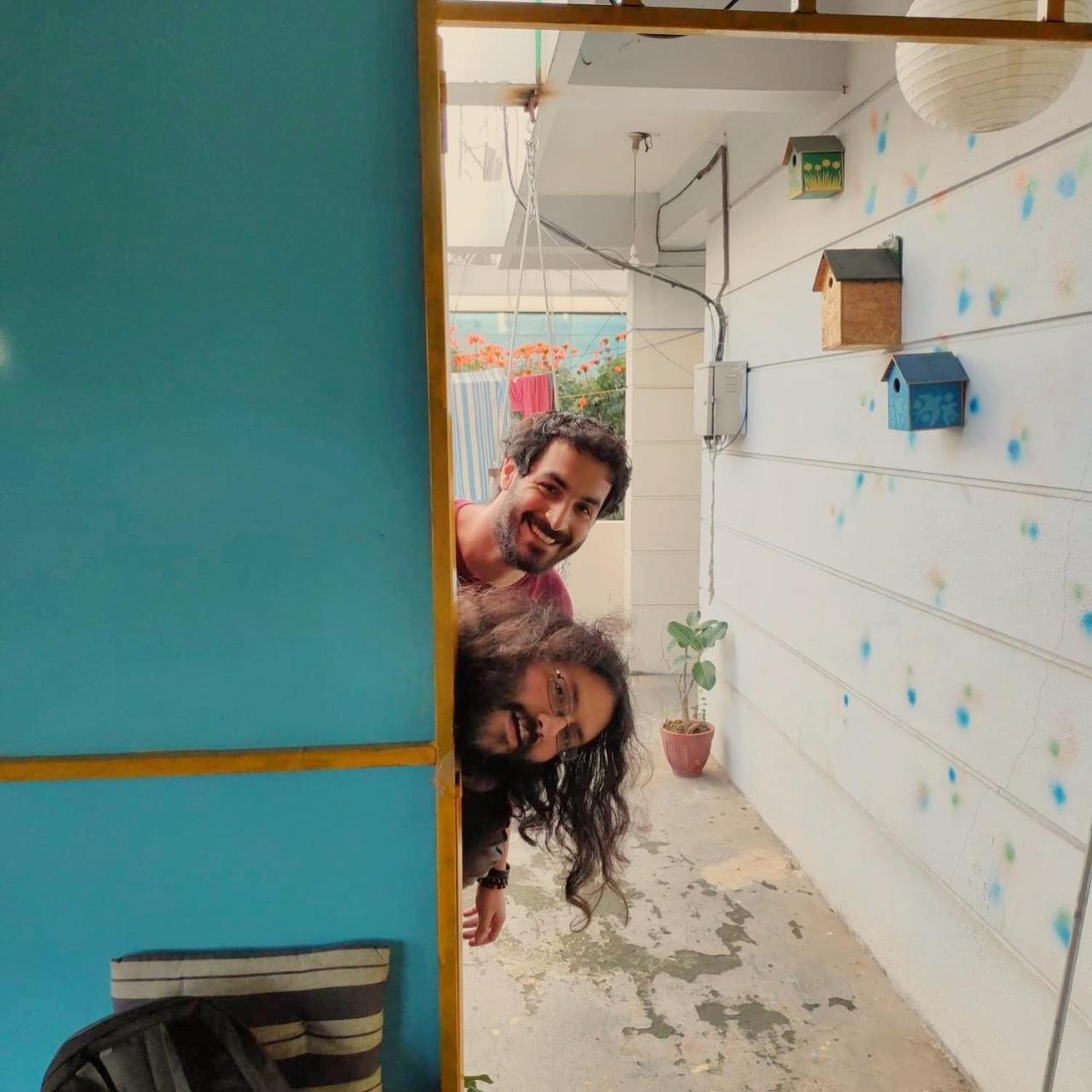 The Little Blue Window Hostel Bangalore Exterior photo