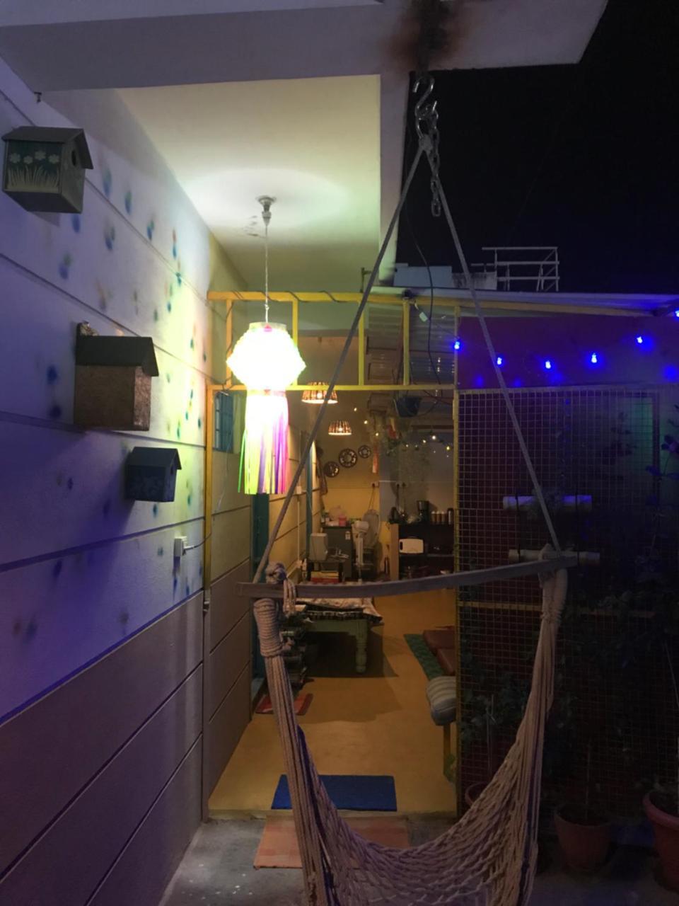 The Little Blue Window Hostel Bangalore Exterior photo